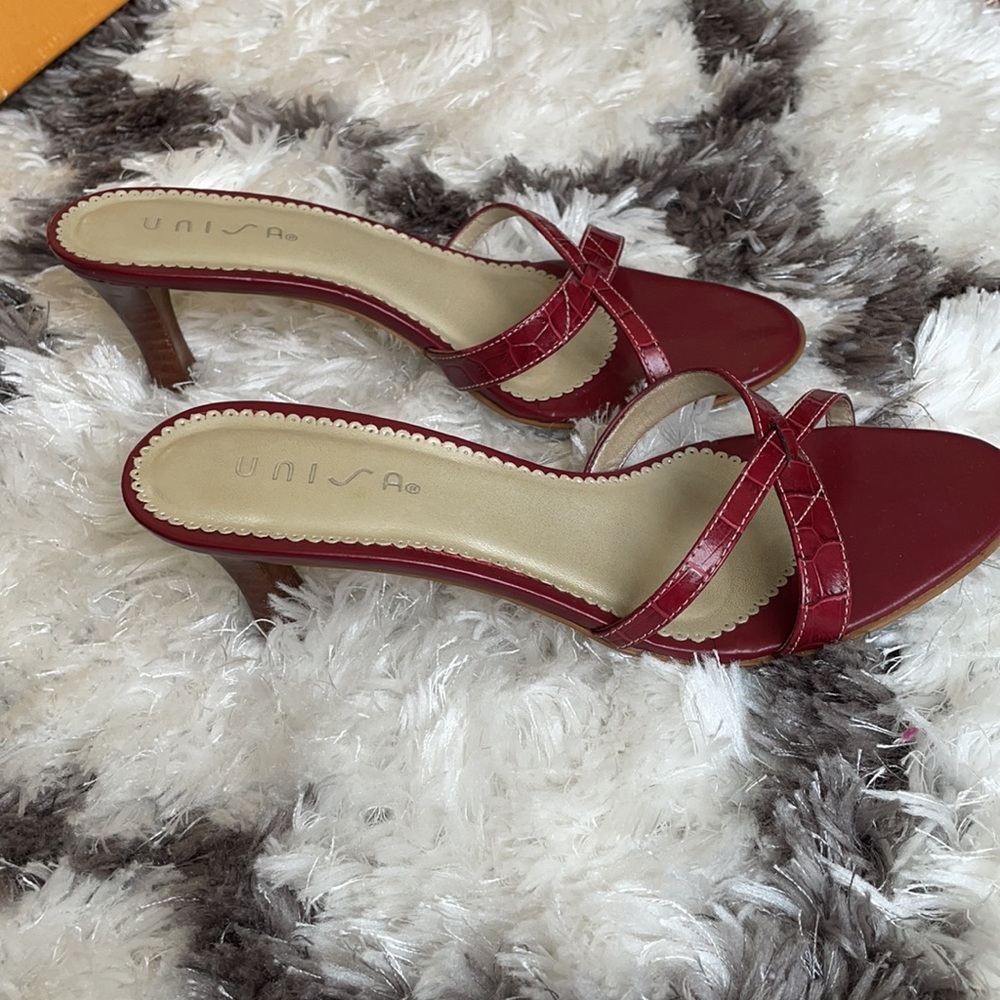 Sandals - Picture 4 of 5
